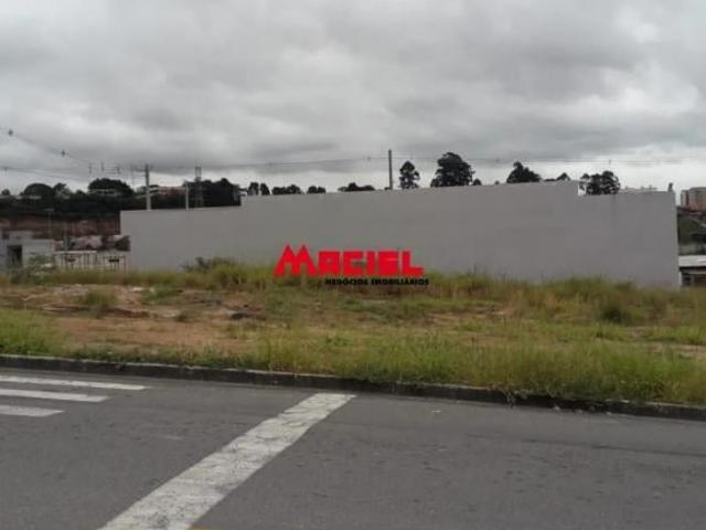 Lote Comercial Totalmente Plano