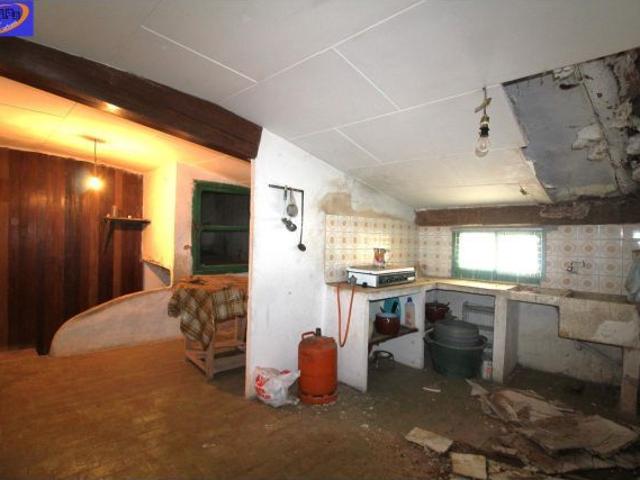 LOTE DE CASA PARA REFORMAR MAS PARCELA EN CASAS BAJAS