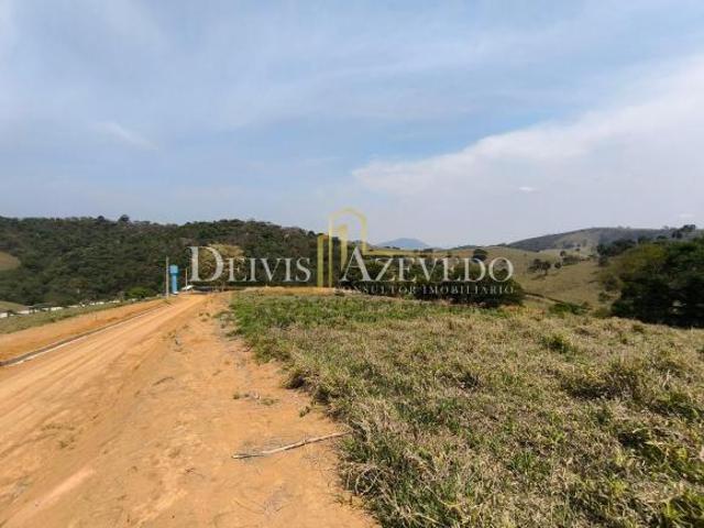 Lote de Chácara à venda em Condomínio Fechado