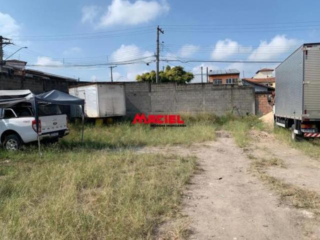LOTE DE ESQUINA COM 282,64 M² NO GALO BRANCO MAIS ESPAÇO E VALORIZAÇÃO PARA O SEU PROJETO