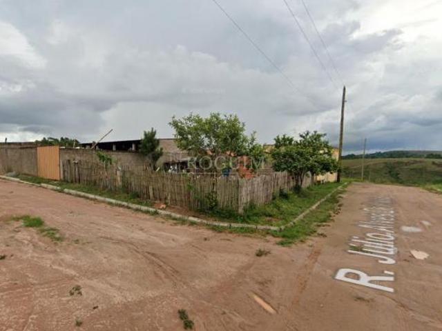 Lote de esquina à venda com 180m Belo Horizonte II, ANDRELANDIA MG