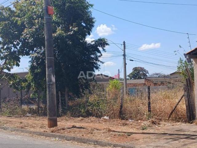 LOTE DE ESQUINA Lote à Venda, 497.00 por R$ 470000.00 no setor Jardim Bela Vista TA31977