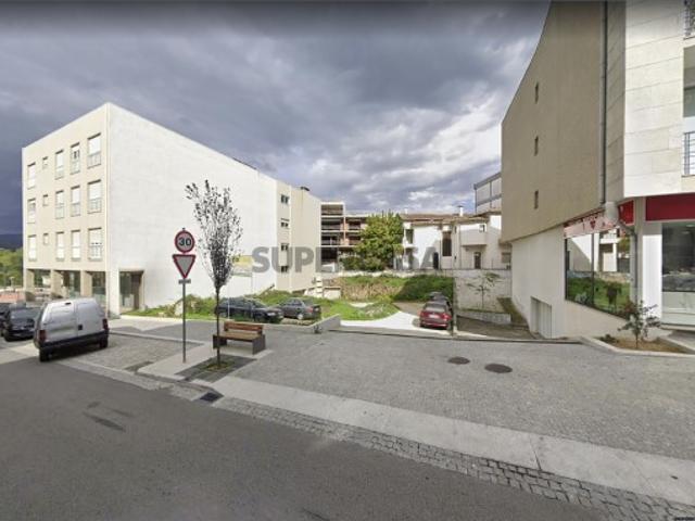 Oportunidade rara no coração da vila