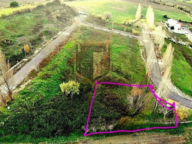 Lote de terreno, 492m2, Carmoes, Torres Vedras Lisboa