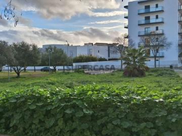 Lote de Terreno com Alvará de Loteamento Aprovado Construção de 23 Fogos 6 Pisos 1 Loja para Comércio e Serviços + 2 caves de Estacionamento para 16 carros