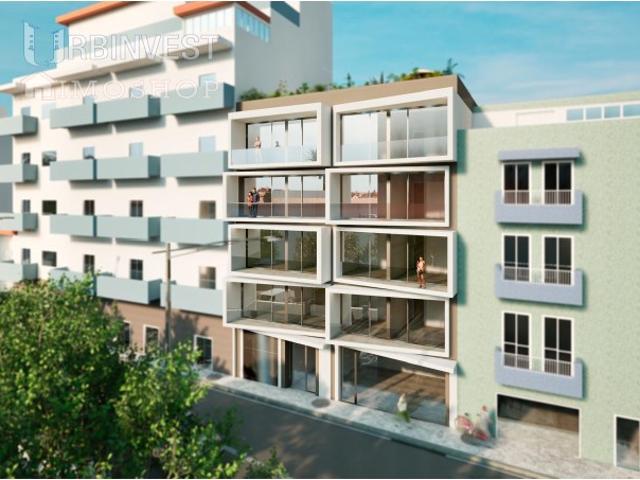 Lote de terreno com parecer favorável á construção de prédio, em Portimão