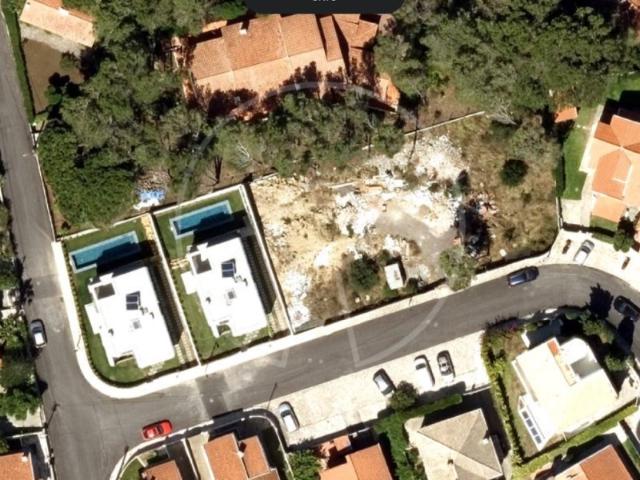 Lote de terreno com projecto aprovado em Murches, Cascais