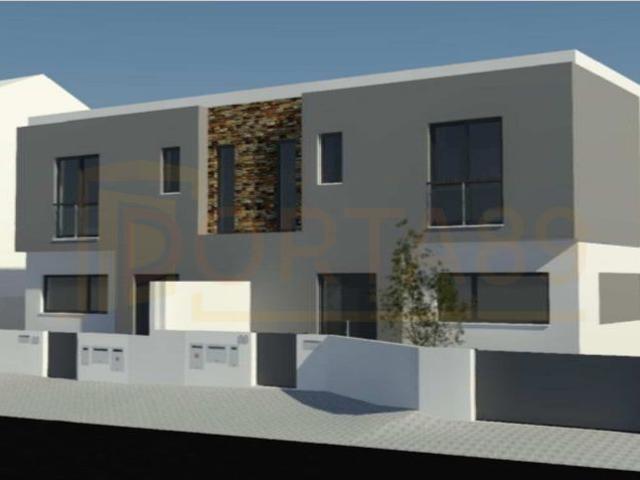 Lote de Terreno com Projecto Aprovado