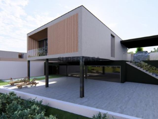 Lote de Terreno com projeto Aprovado !