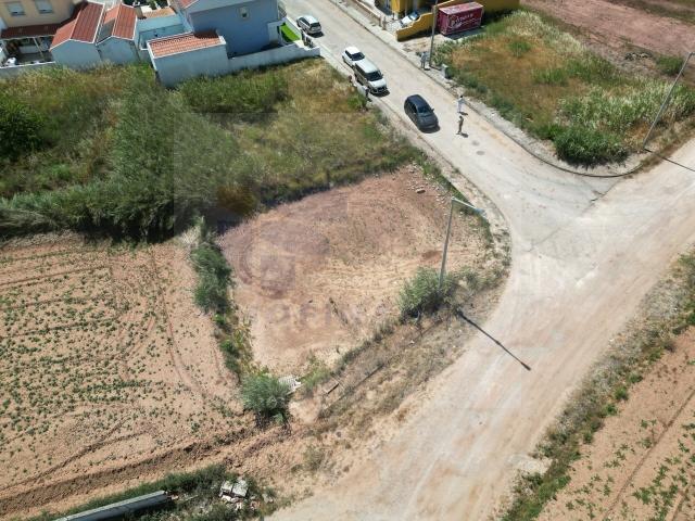 Lote de Terreno com Projeto Aprovado – Atouguia da Baleia