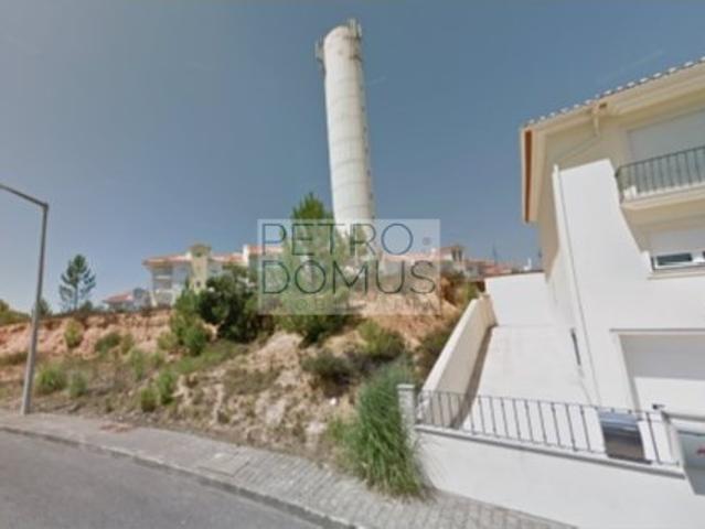 LOTE DE TERRENO COM PROJETO APROVADO TELHEIRO