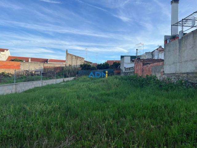 Lote de terreno com projeto de moradia V3 aprovado