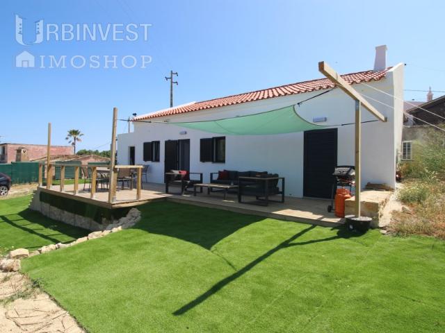 Lote de Terreno com ruína restaurada e projecto aprovado para Moradia T4