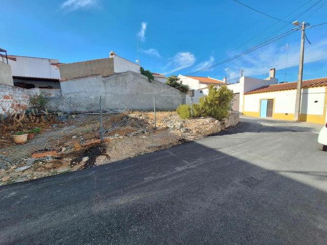 Lote de terreno com 168,20 m2 para construção de moradia situado em Santo Aleixo da Restauração