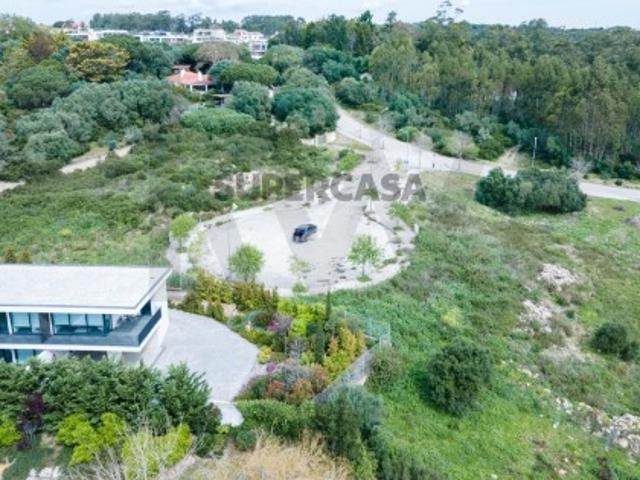 Lote de Terreno com 1.401 m² para Construção de Moradia | Várzea de Sintra