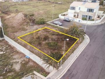 LOTE DE TERRENO COM 335 m² EM PORTO SANTO EXCELENTE OPORTUNIDADE