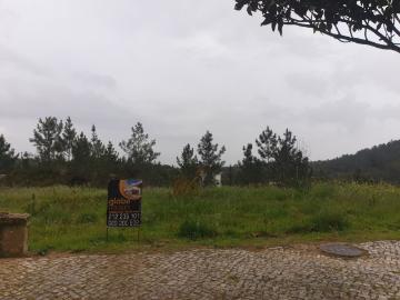 Lote de terreno com 440 m2