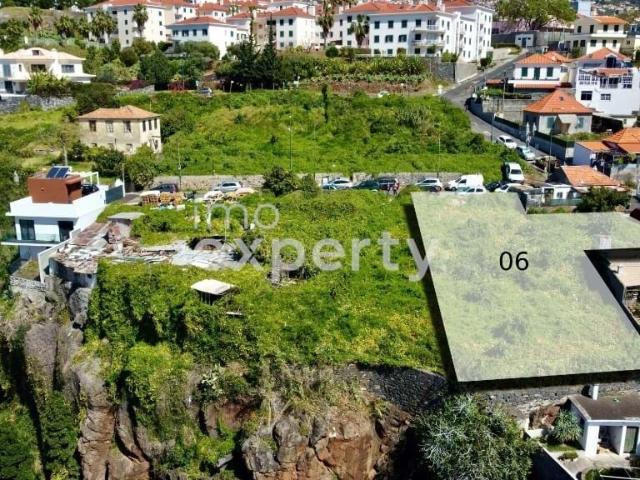Lote de Terreno com 487 m2 para construção de moradia, Funchal