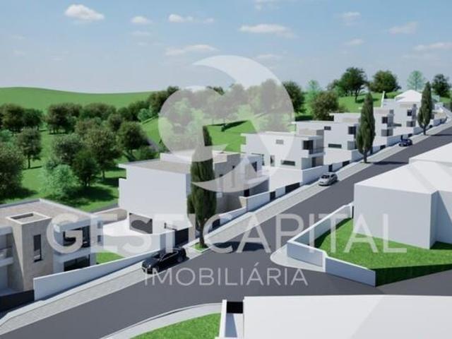 Lote de terreno com 550 m² no Marco