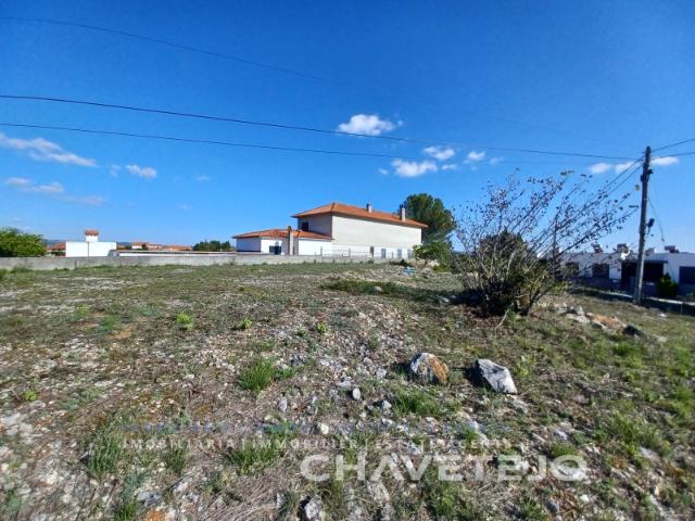 Lote de terreno com 572,30 m2 a 2 minutos do centro de Tomar