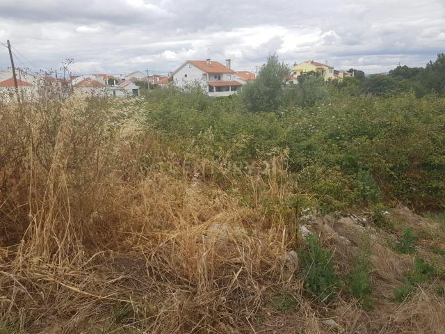 Terreno urbanizável em União das Freguesias de São Miguel do Rio Torto