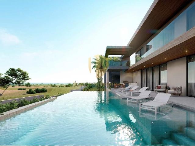 Lote de terreno destinado a construção de uma moradia unifamiliar no Golf Monte Rei