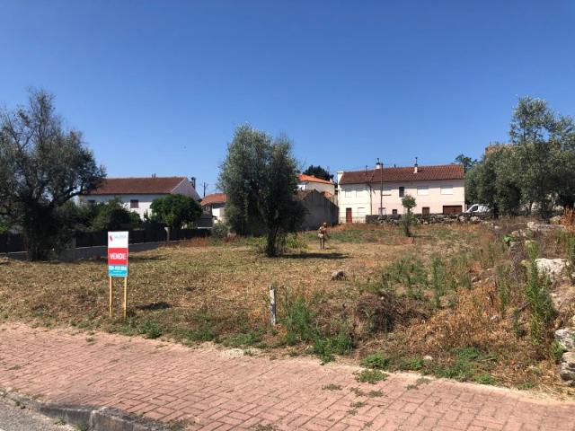 Lote de terreno em Cabanas de Viriato