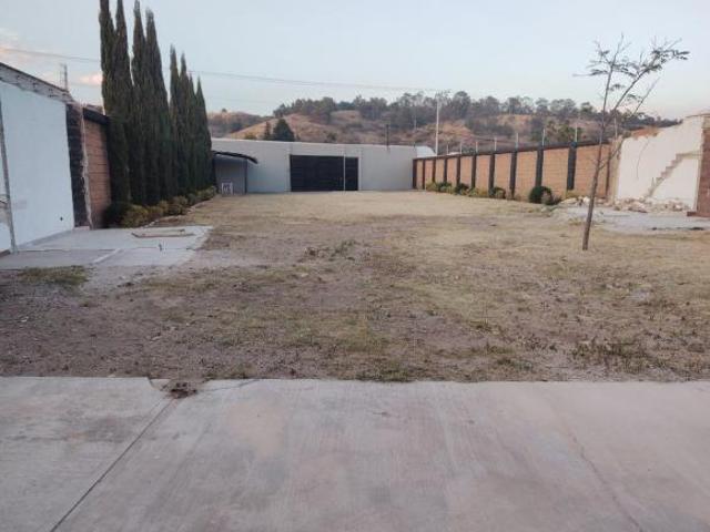 Lote de Terreno en Venta de 910 m2 en San Pedro Cholula