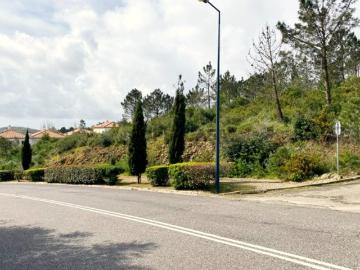 Lote de terreno nº134 destinado a construção com 14.006,6m², situado no Belas Clube de Campo, concelho de Sintra