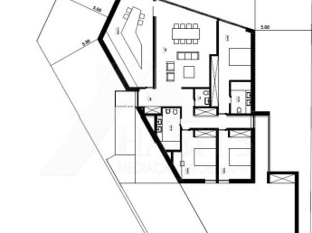 Lote de Terreno no centro da Vila