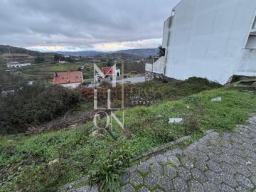 Lote de terreno situado na prestigiada Urbanização Del Rei