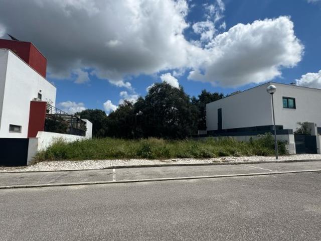Lote de terreno para venda na Qta dos Sobreiros, Alcochete
