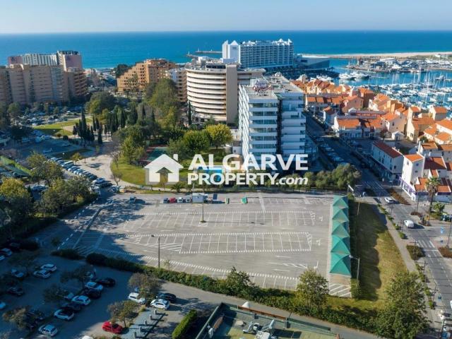Lote de Terreno para venda numa das localizações mais prestigiadas de Vilamoura, Algarve