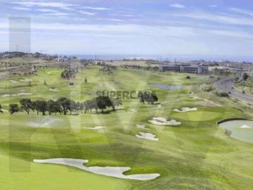 Lote de Terreno para Apartamentos Turísticos 12661m2 e 18000 m2 de ABC no Oeiras Golf Residence