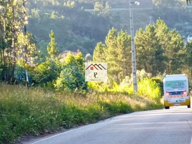Lote de terreno para contrução a 2 minutos da estação de metro de Sobral de Ceira V856MS