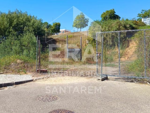 Lote de Terreno para Construção