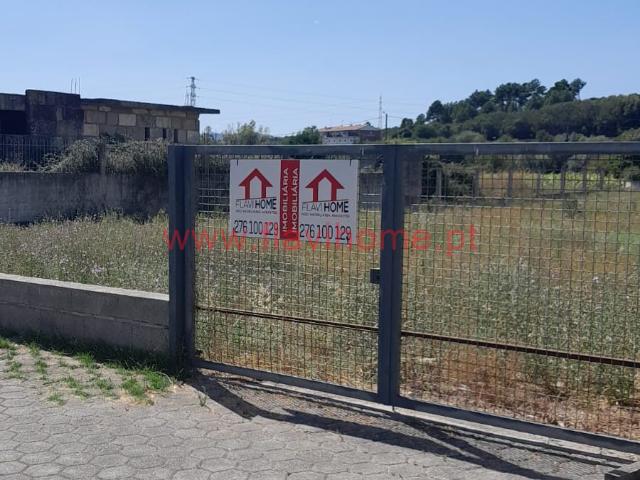 Lote de terreno para construção