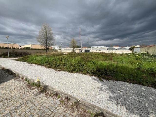Lote de terreno para construção