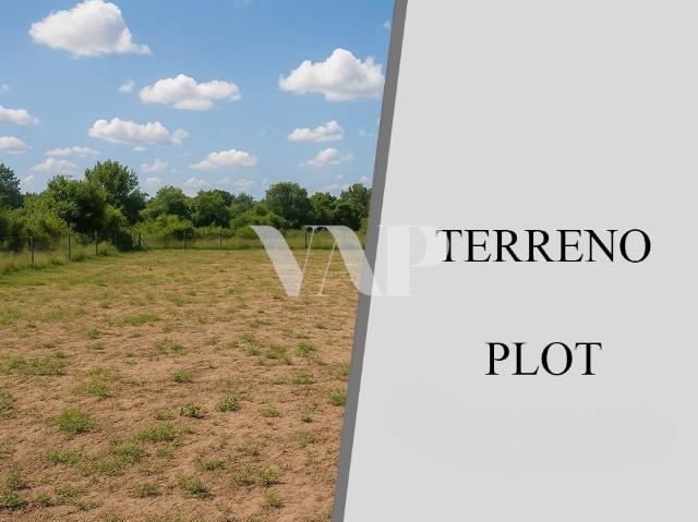 Lote de terreno para construção com projeto aprovado em Betunes, Loulé