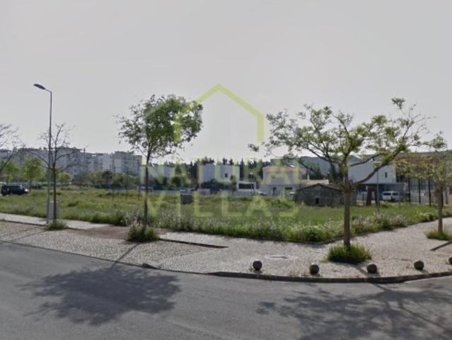 Lote para construção de Grande Superfície em Loulé