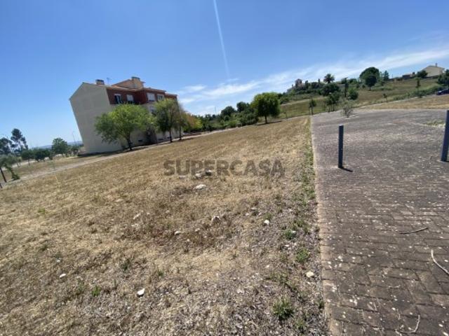 Lote de Terreno para construção de 12 fogos