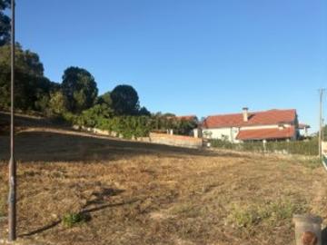 Lote de terreno para Construção de Moradia