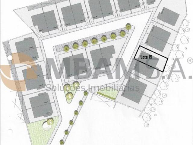Lote de terreno para construção de moradia T4