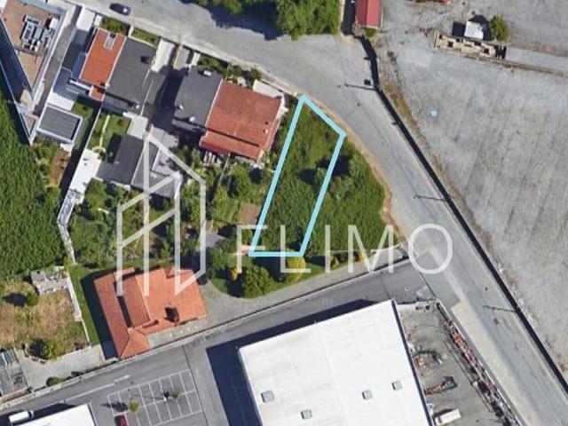 Lote de Terreno para construção de Moradia Geminada