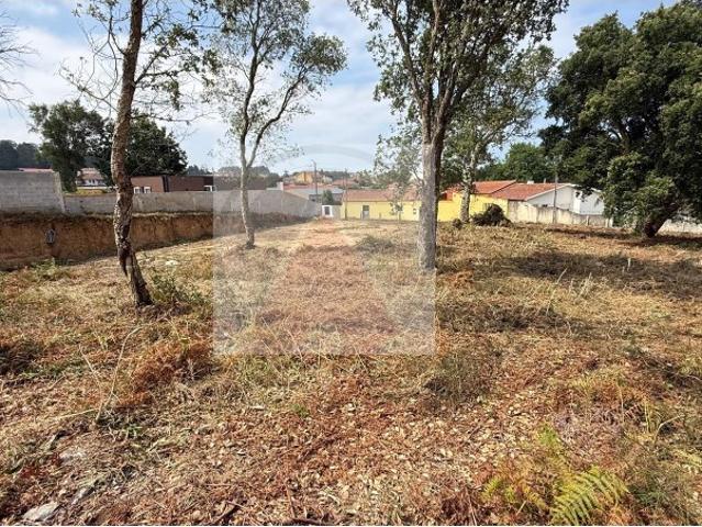 Lote de Terreno para Construção de Moradia Independente 4 Frentes