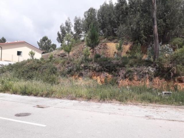 Lote de terreno para construção em Castanheira de Pera