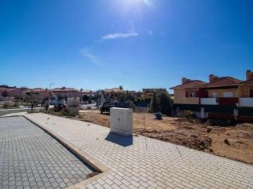Lote de terreno para construção moradia em Tires, São Domingos de Rana