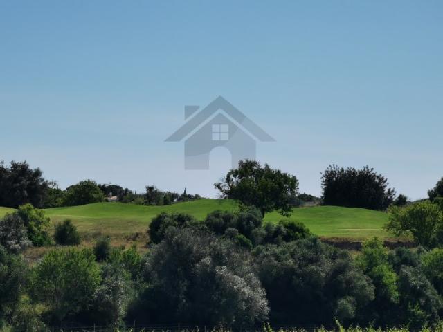 Lote de Terreno para Construção Moradia em Lagoa, Algarve