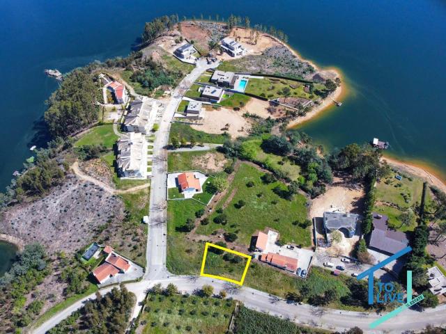 Lote de Terreno para Construção – Margens da Albufeira de Castelo do Bode