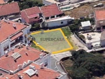 Lote de Terreno para Construção no Casal da Mira, Amadora